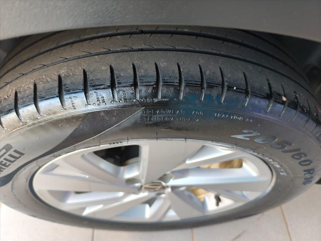 NIVUS 1.0 200 TSI TOTAL FLEX COMFORTLINE AUTOMÁTICO