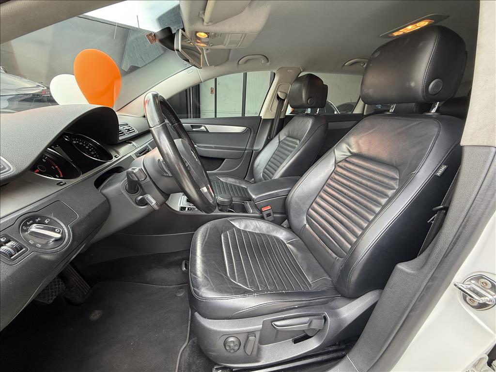 Volkswagen Passat Variant - 2.0 TSI 16V 211CV GASOLINA 4P AUTOMÁTICO