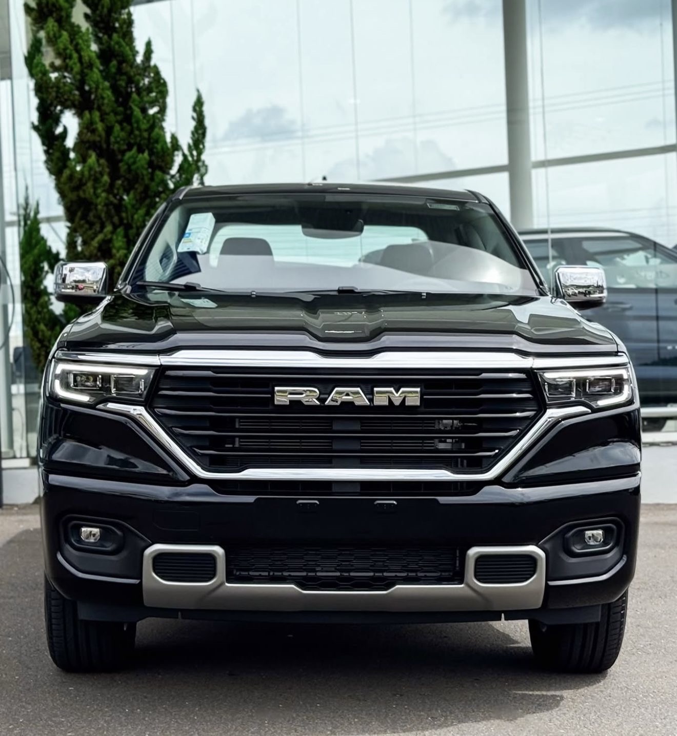 RAMPAGE 2.2 TURBO DIESEL BIG HORN 4X4 AUTOMÁTICO10