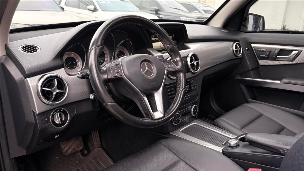 GLK 220 2.1 CDI 4X4 DIESEL 4P AUTOMÁTICO8