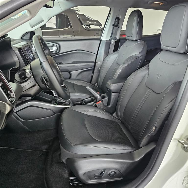 TORO 2.0 16V TURBO DIESEL VOLCANO 4WD AT99