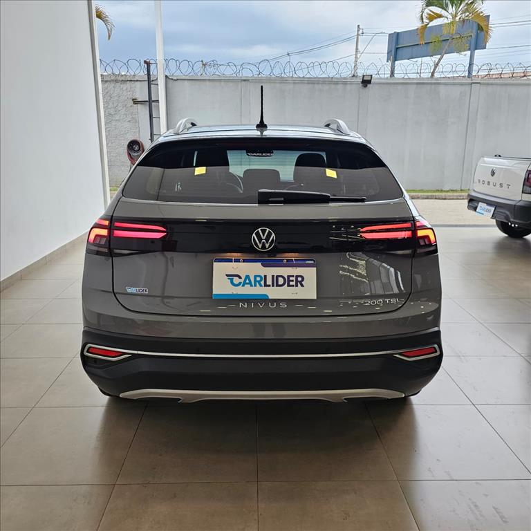 NIVUS 1.0 200 TSI TOTAL FLEX HIGHLINE AUTOMÁTICO4
