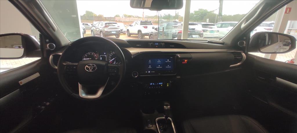 HILUX 2.8 D-4D TURBO DIESEL CD SRX 4X4 AUTOMÁTICO14