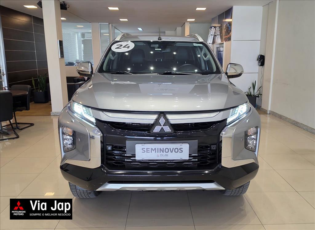 Mitsubishi-L200 TRITON-2.4 16V TURBO DIESEL SPORT HPE-S CD 4P 4X4 AUTOMÁTICO