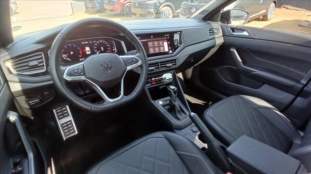 VIRTUS 1.4 250 TSI EXCLUSIVE AUTOMÁTICO13