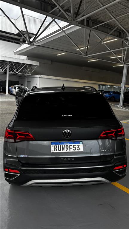 TAOS 1.4 250 TSI TOTAL FLEX COMFORTLINE AUTOMÁTICO1