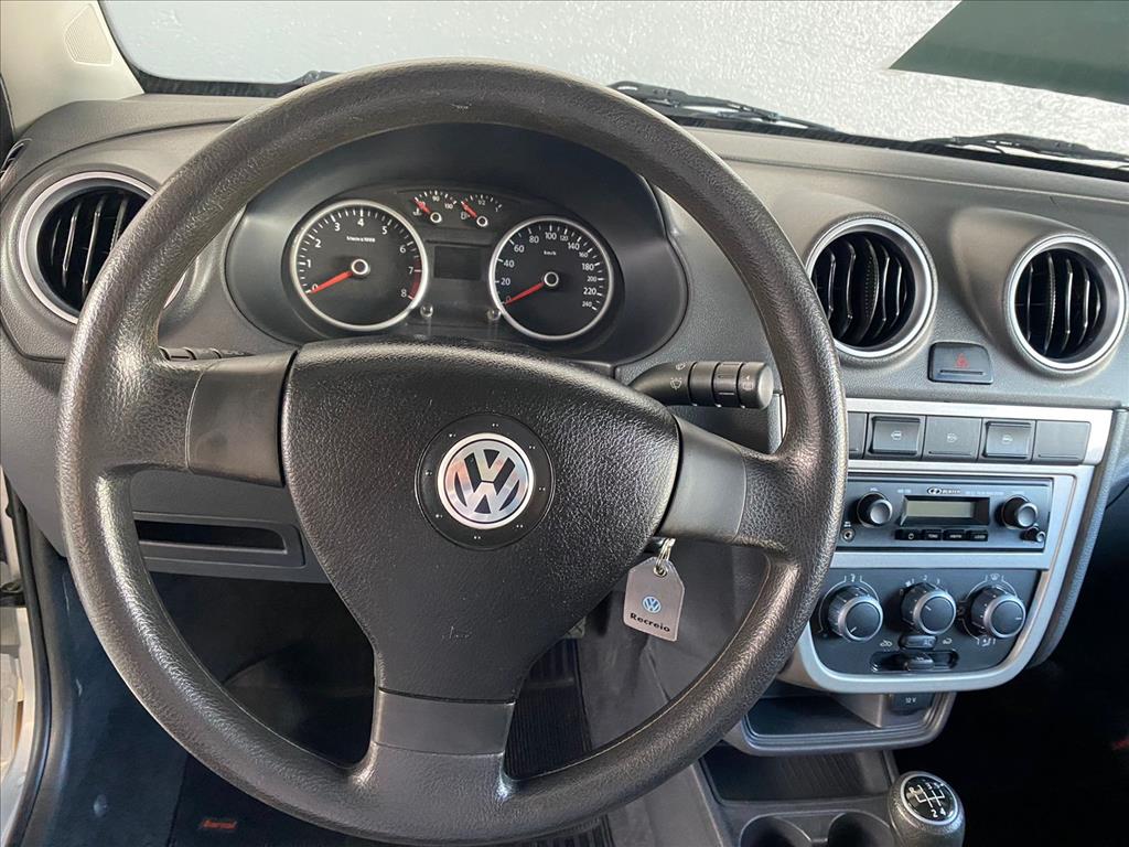 VOYAGE 1.6 MI 8V FLEX 4P MANUAL VOYAGE 1.6 MI 8V FLEX 4P MANUAL
