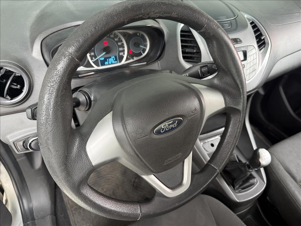 Ford Ka - 1.0 TI-VCT FLEX SE MANUAL