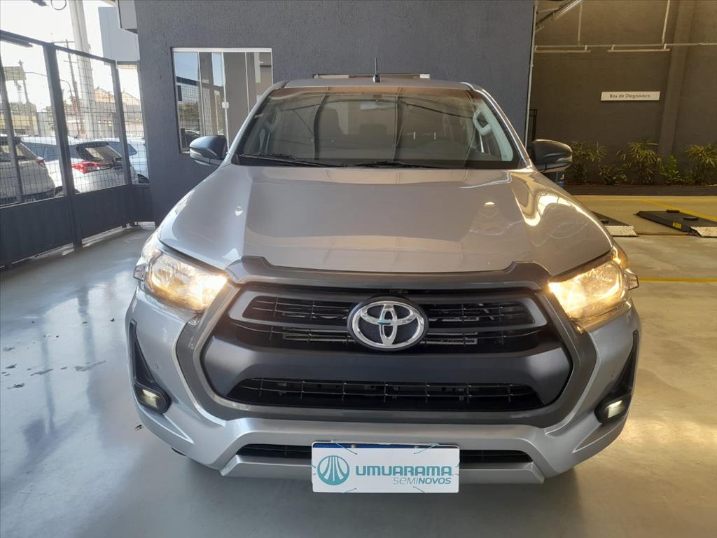 HILUX 2.8 D-4D TURBO DIESEL CD SR 4X4 AUTOMÁTICO1