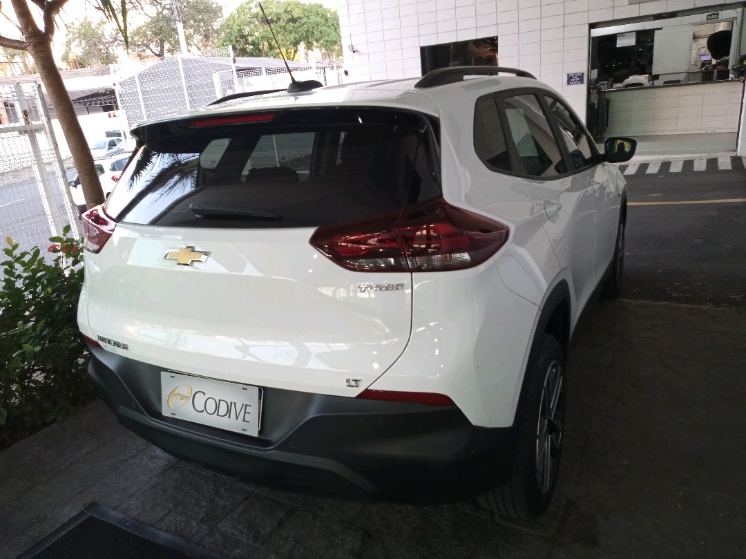 TRACKER 1.0 TURBO FLEX LT AUTOMÁTICO4
