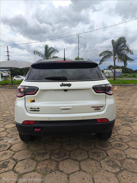 COMPASS 2.0 16V DIESEL TRAILHAWK 4X4 AUTOMÁTICO4