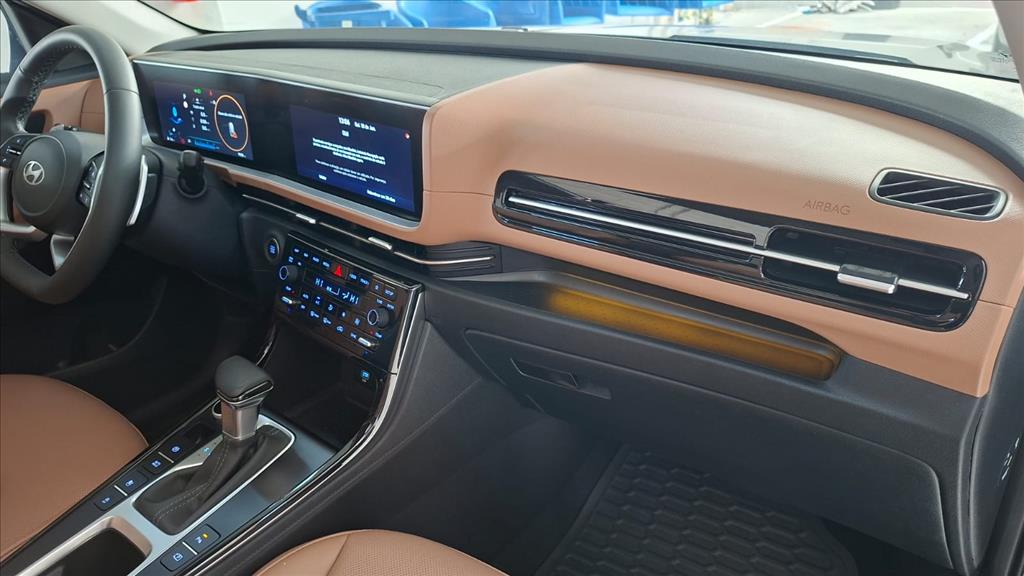 Hyundai-CRETA-1.0 TGDI FLEX PLATINUM AUTOMÁTICO
