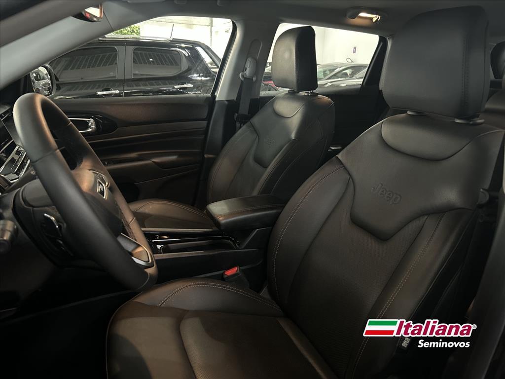 COMPASS 1.3 T270 TURBO FLEX LIMITED AT68