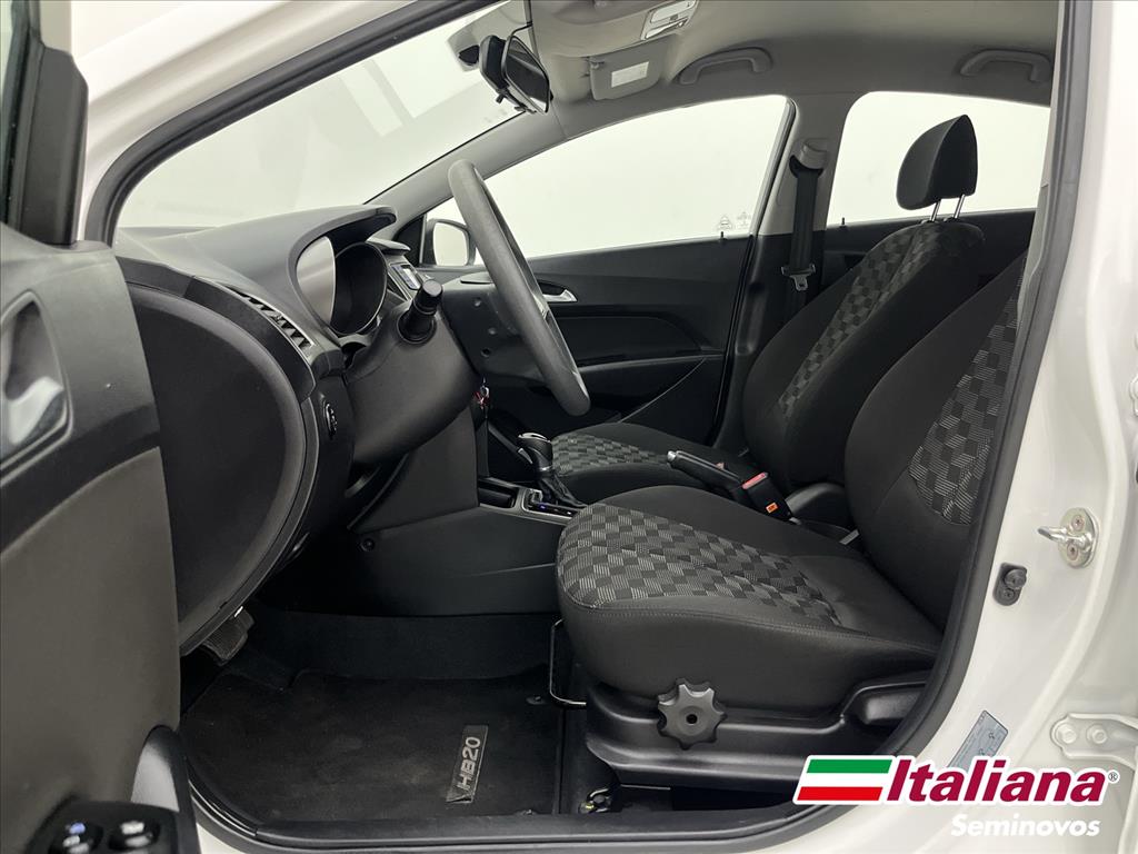 HB20 1.6 COMFORT PLUS 16V FLEX 4P AUTOMÁTICO12