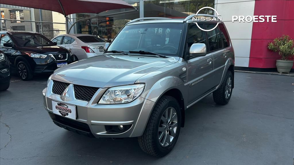 PAJERO TR4 2.0 4X4 16V 140CV FLEX 4P AUTOMÁTICO