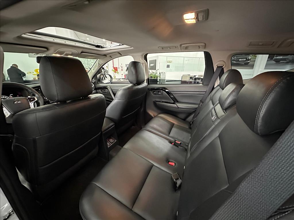 PAJERO SPORT 2.4 16V MIVEC TURBO DIESEL LEGEND AWD AUTOMÁTICO
