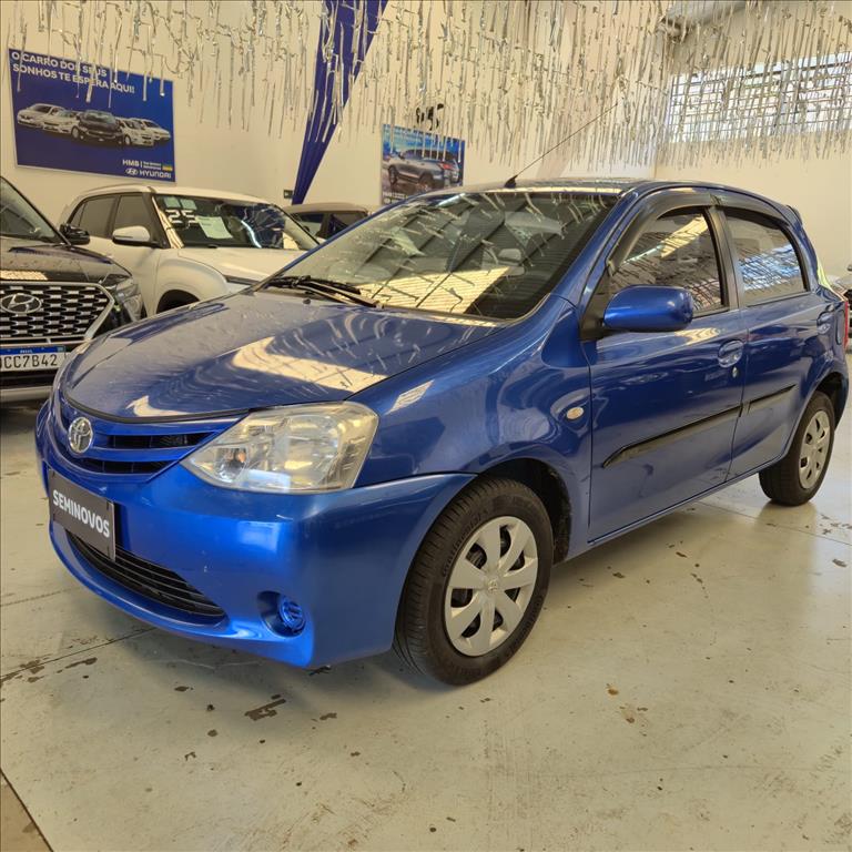 ETIOS 1.3 XS 16V FLEX 4P MANUAL2