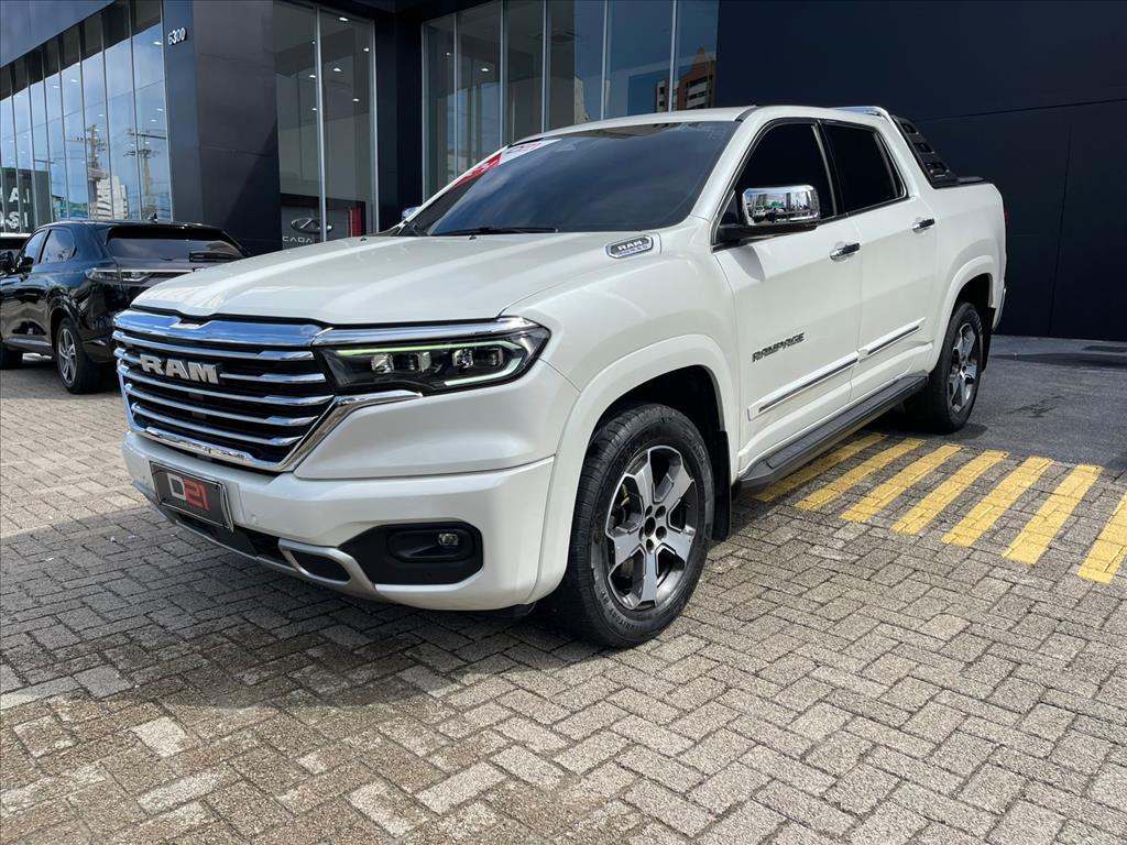 2.0 HURRICANE 4 TURBO GASOLINA LARAMIE 4X4 AUTOMÁTICO