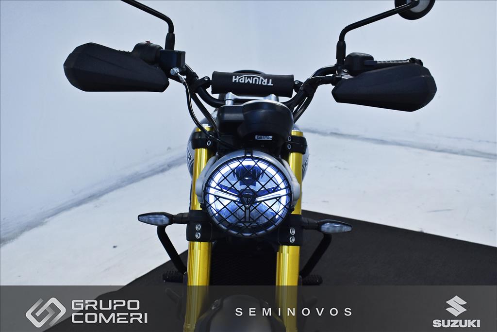 SCRAMBLER 400 X18
