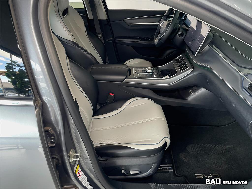 KING 1.5 DM-I PHEV GS AUTOMÁTICO12