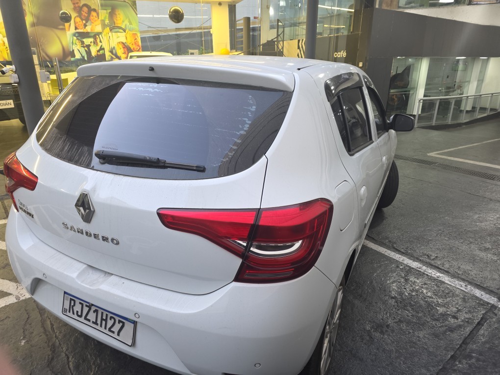 SANDERO 1.0 12V SCE FLEX ZEN MANUAL6