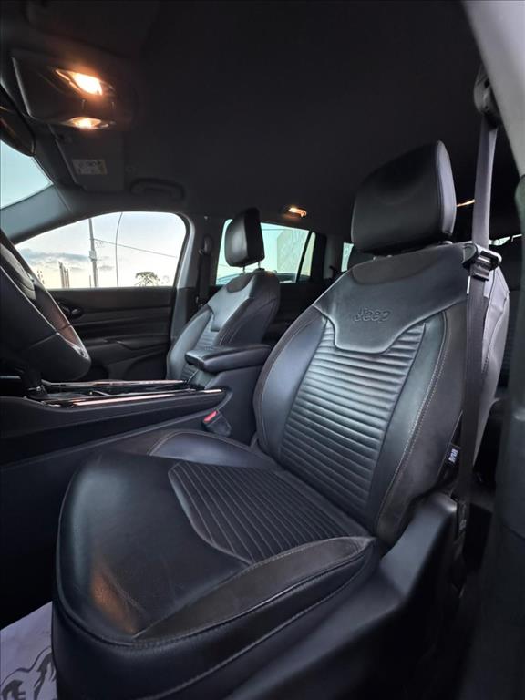 COMMANDER 1.3 T270 TURBO FLEX LIMITED AT66