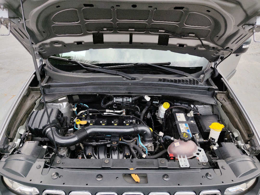 RENEGADE 1.8 16V FLEX SPORT 4P AUTOMÁTICO15