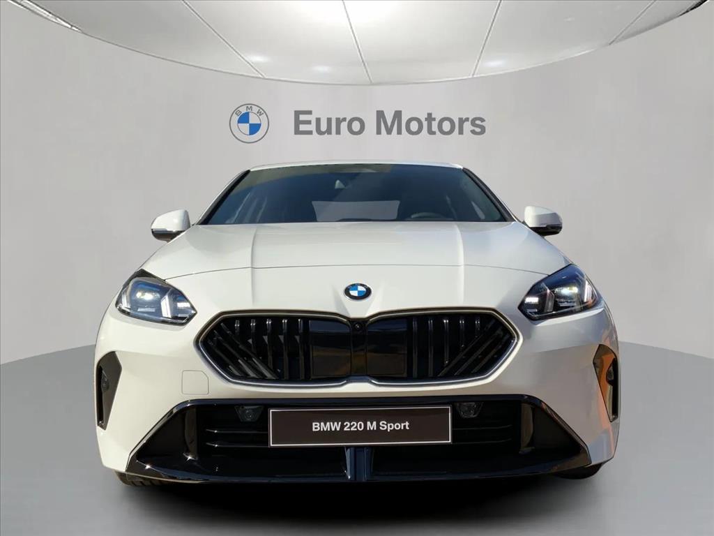 BMW-220i-2.0 16V TURBO GASOLINA GRAN COUPÉ M SPORT STEPTRONIC
