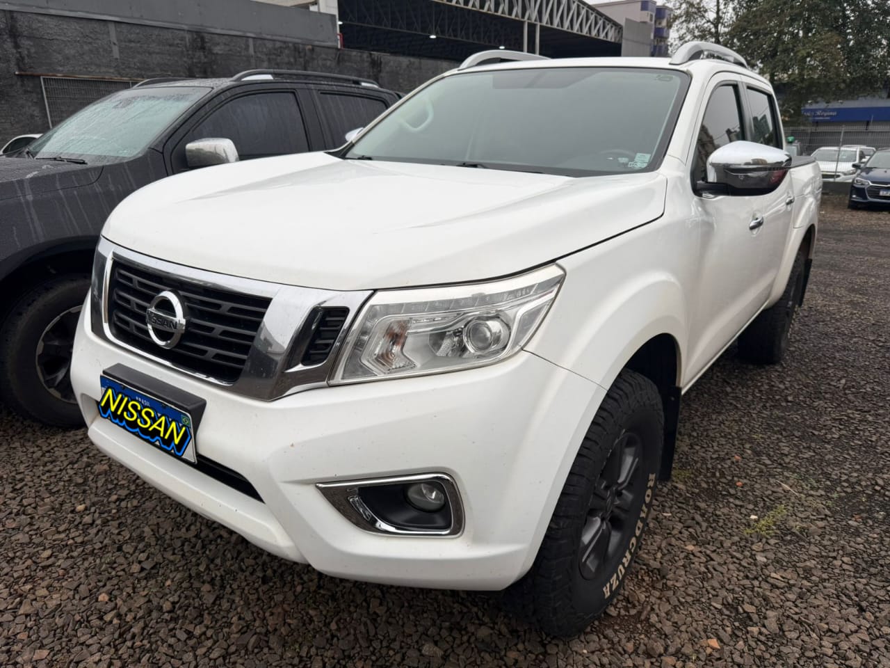 NISSAN FRONTIER 2.3 16V TURBO DIESEL LE CD 4X4 AUTOMÁTICO
