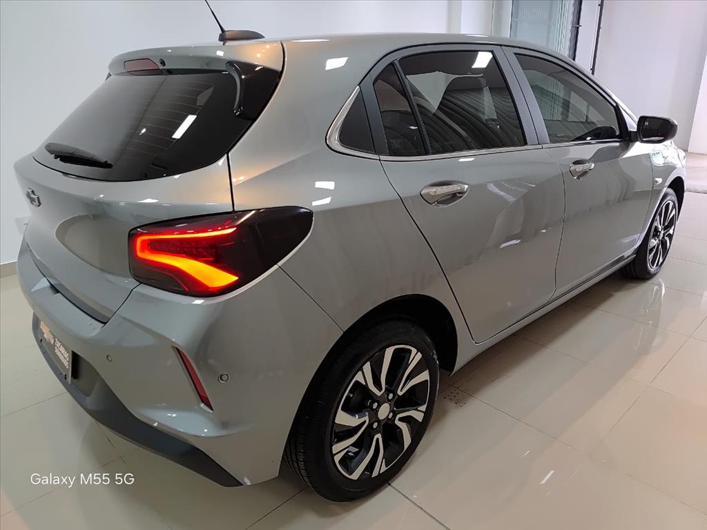 ONIX 1.0 TURBO FLEX PREMIER AUTOMÁTICO4