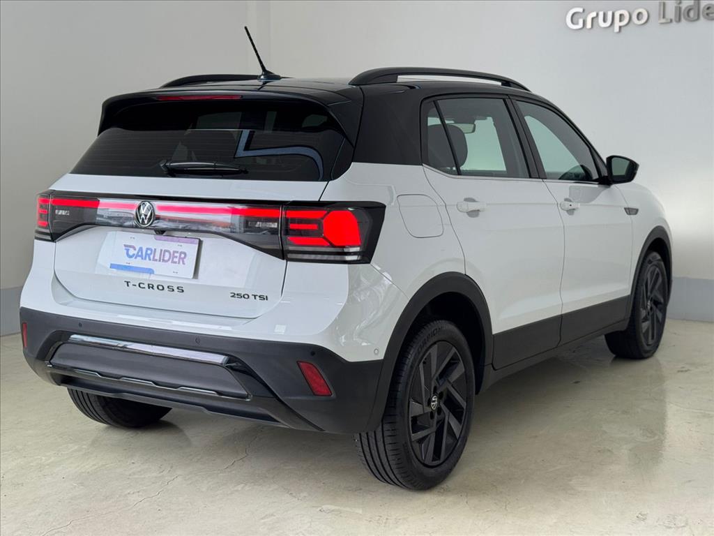 T-CROSS 1.4 250 TSI TOTAL FLEX HIGHLINE AUTOMÁTICO5