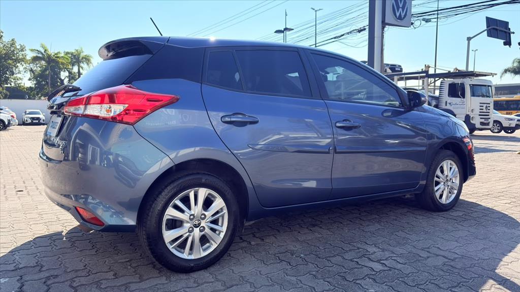 YARIS 1.3 16V FLEX XL MULTIDRIVE4