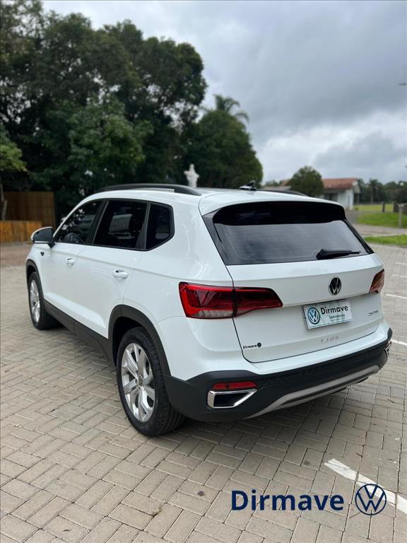 TAOS 1.4 250 TSI TOTAL FLEX COMFORTLINE AUTOMÁTICO5