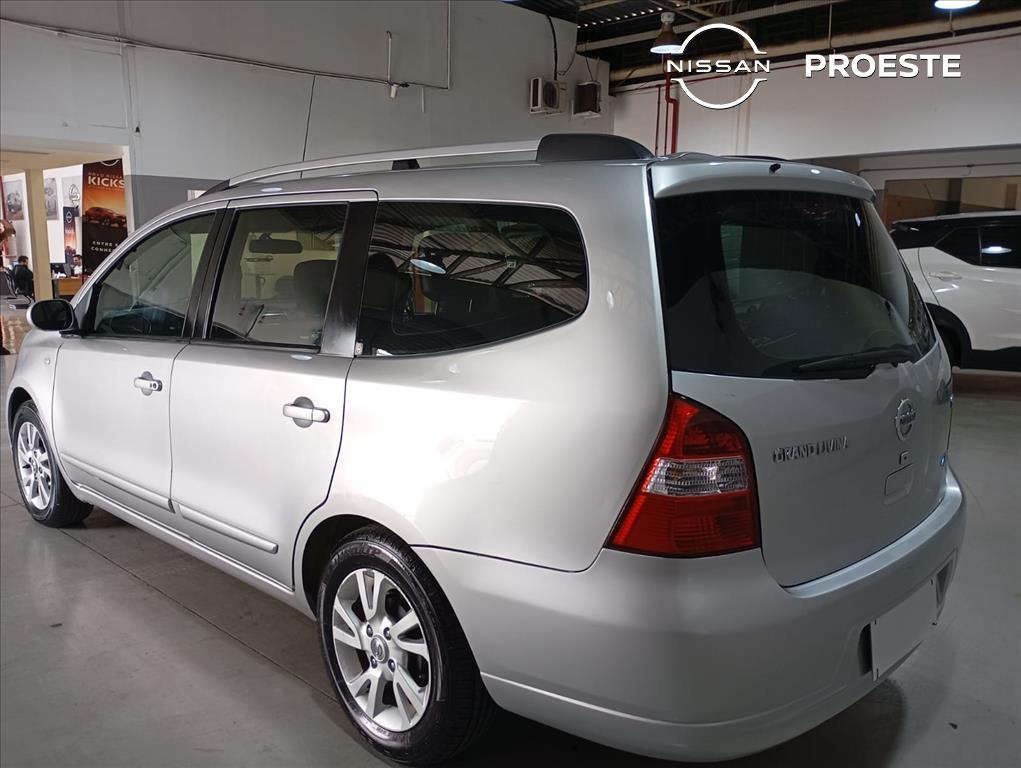 GRAND LIVINA 1.8 SL 16V FLEX 4P AUTOMÁTICO2