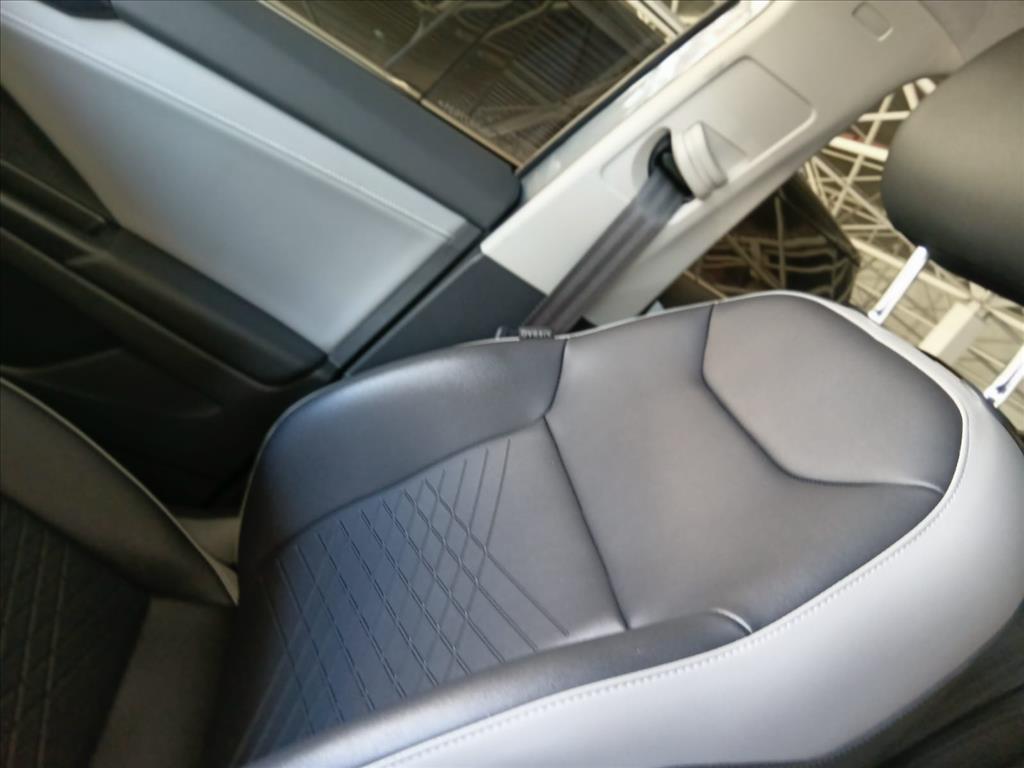 TAOS 1.4 250 TSI TOTAL FLEX COMFORTLINE AUTOMÁTICO11