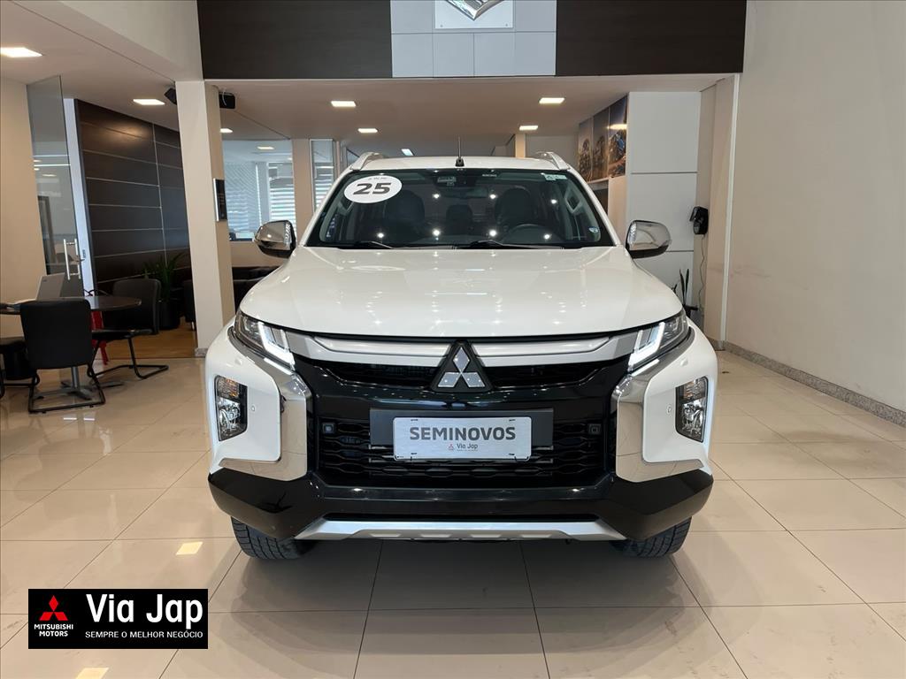Mitsubishi-L200 TRITON-2.4 16V TURBO DIESEL SPORT HPE-S CD 4P 4X4 AUTOMÁTICO
