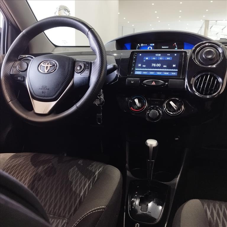 ETIOS 1.5 XS SEDAN 16V FLEX 4P AUTOMÁTICO11