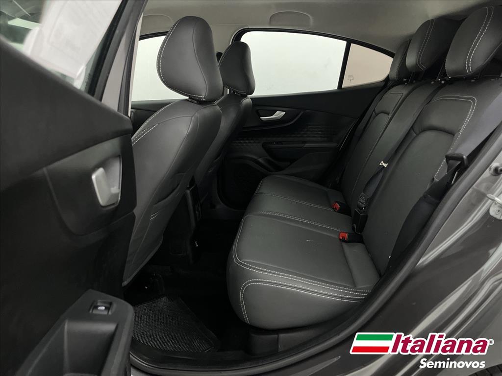 FASTBACK 1.0 TURBO 200 FLEX CVT13