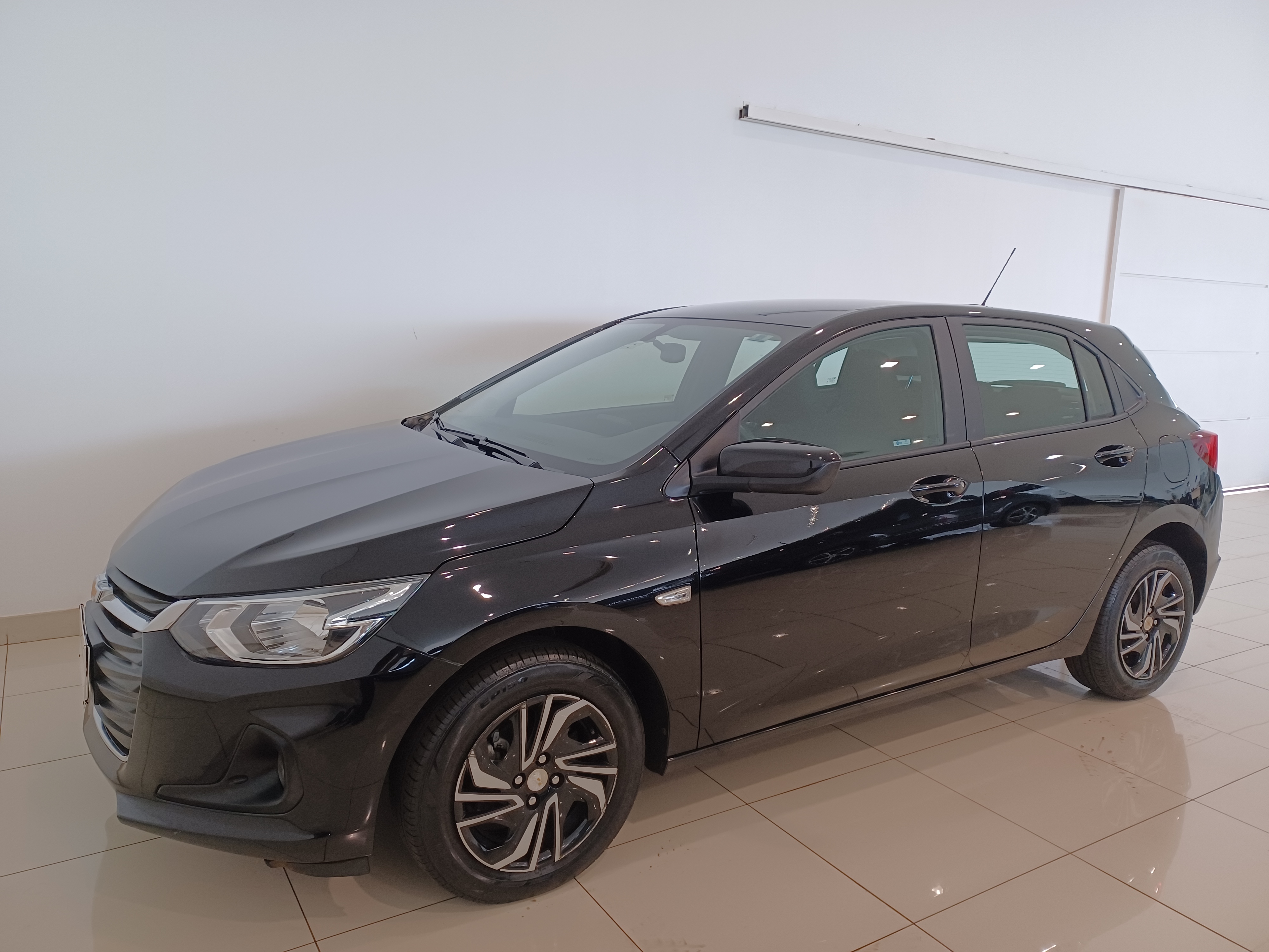 GM - Chevrolet-ONIX-1.0 FLEX LT MANUAL