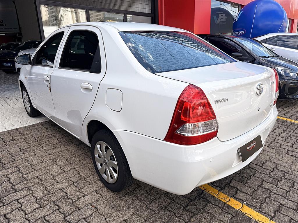 Toyota Etios - 1.5 X SEDAN 16V FLEX 4P MANUAL