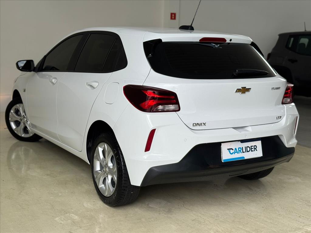 ONIX 1.0 TURBO FLEX LTZ AUTOMÁTICO3