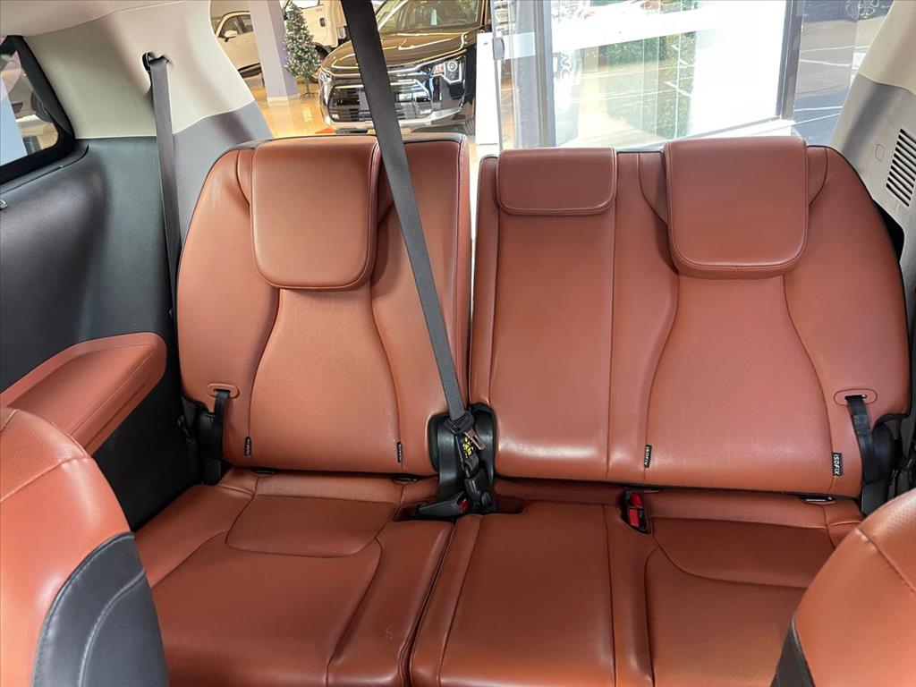 CARNIVAL 3.5 V6 GASOLINA EX AUTOMATICO10