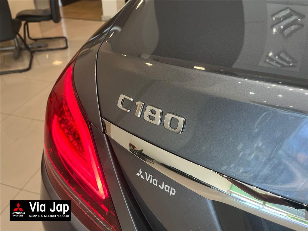 MERCEDES BENZ-C 180-1.6 CGI GASOLINA AVANTGARDE 9G-TRONIC