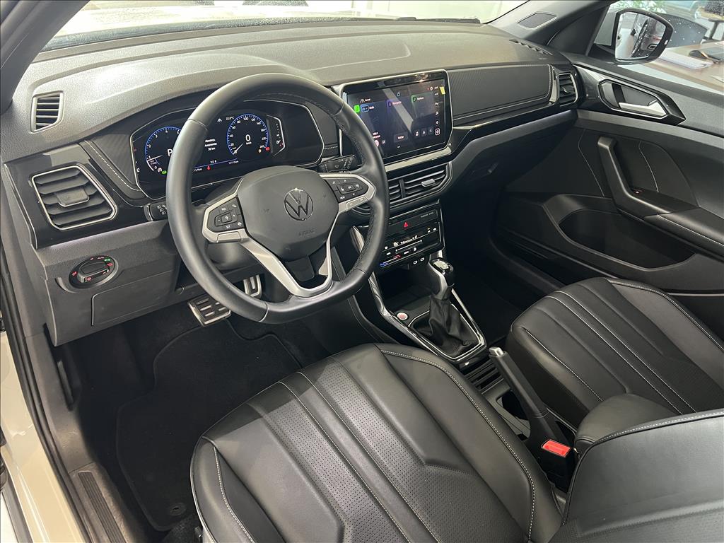 T-CROSS 1.4 250 TSI TOTAL FLEX HIGHLINE AUTOMÁTICO14