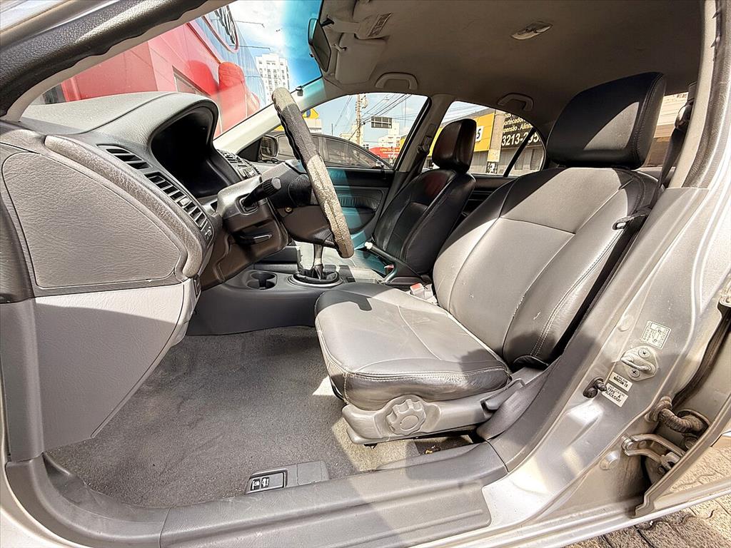 Honda Civic - 1.7 LX 16V GASOLINA 4P MANUAL