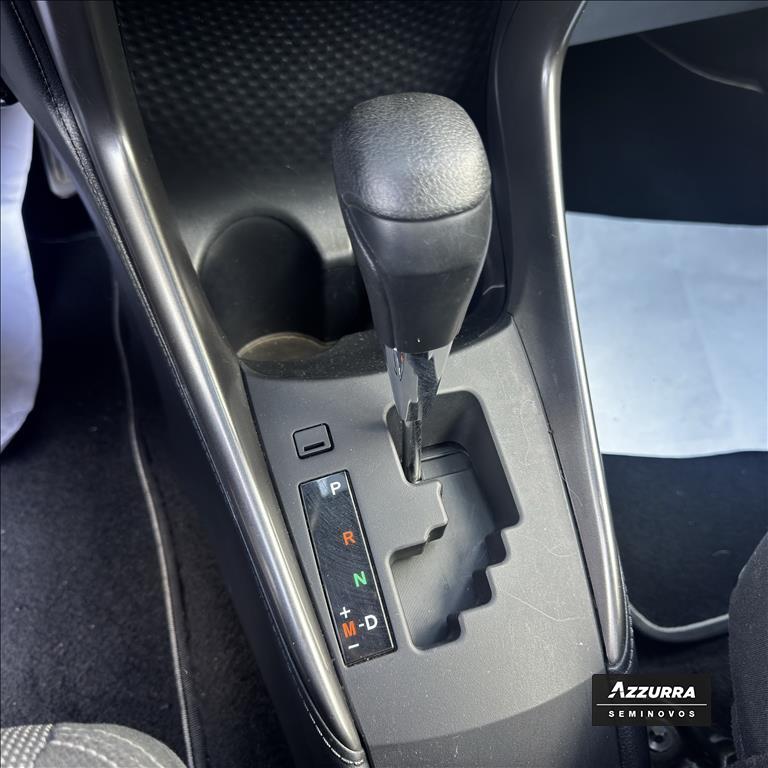 YARIS 1.5 16V FLEX SEDAN XL LIVE MULTIDRIVE12