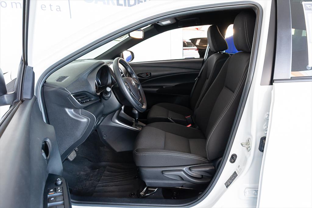 YARIS 1.5 16V FLEX XL MULTIDRIVE13