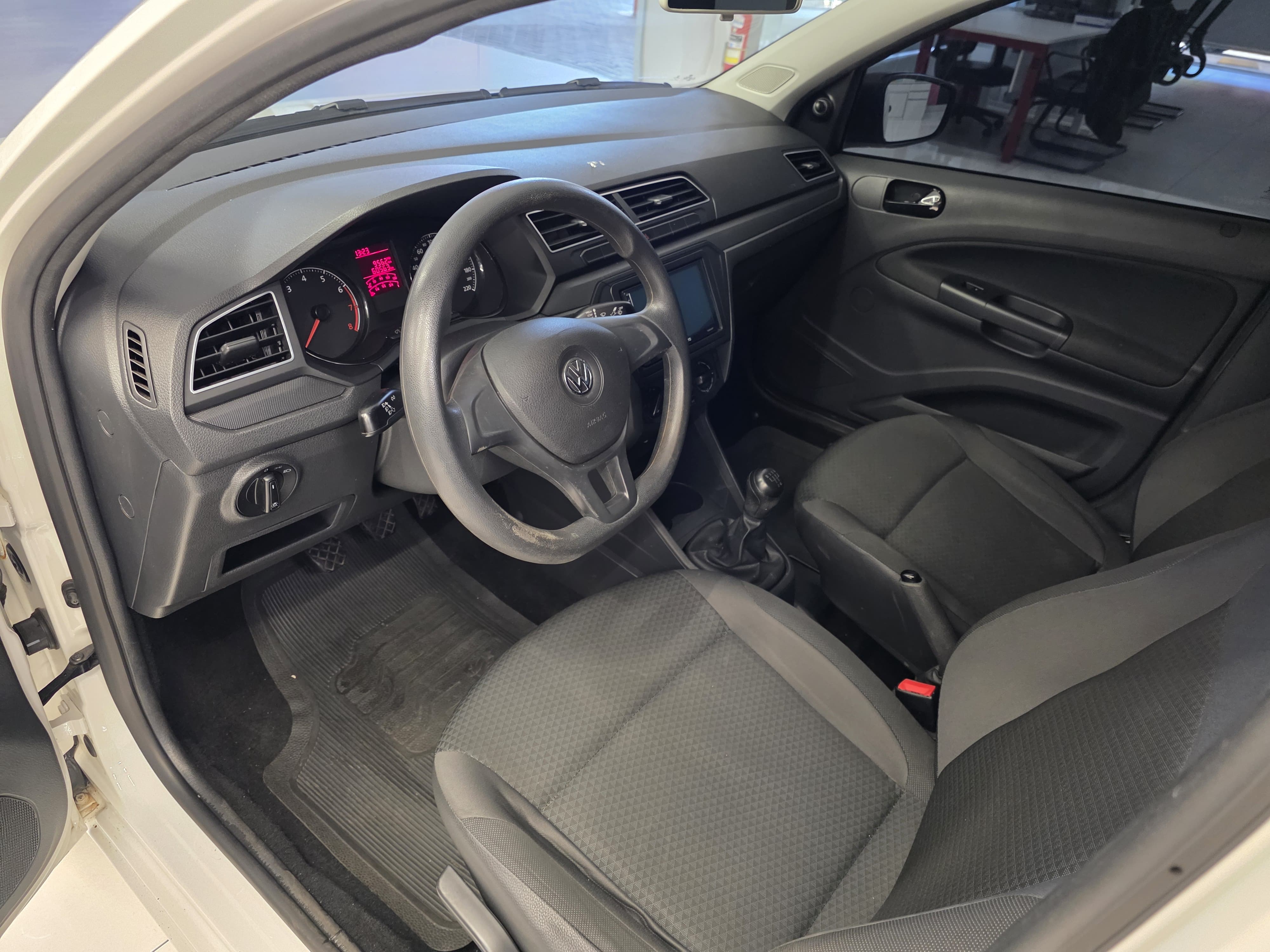 VOYAGE 1.0 12V MPI TOTALFLEX 4P MANUAL6