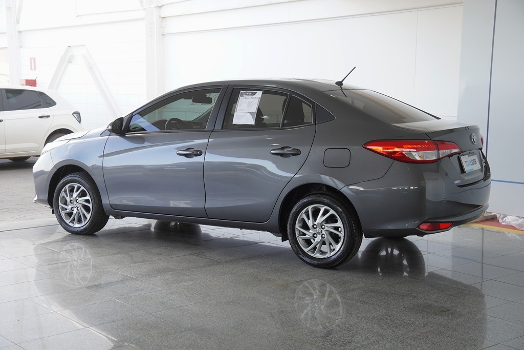 YARIS 1.5 16V FLEX SEDAN XS MULTIDRIVE6