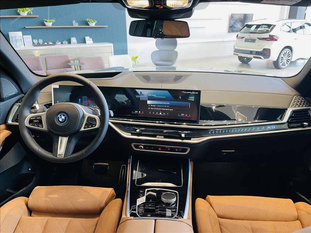 X5 3.0 I6 TURBO HÍBRIDO XDRIVE50E M SPORT AUTOMÁTICO3